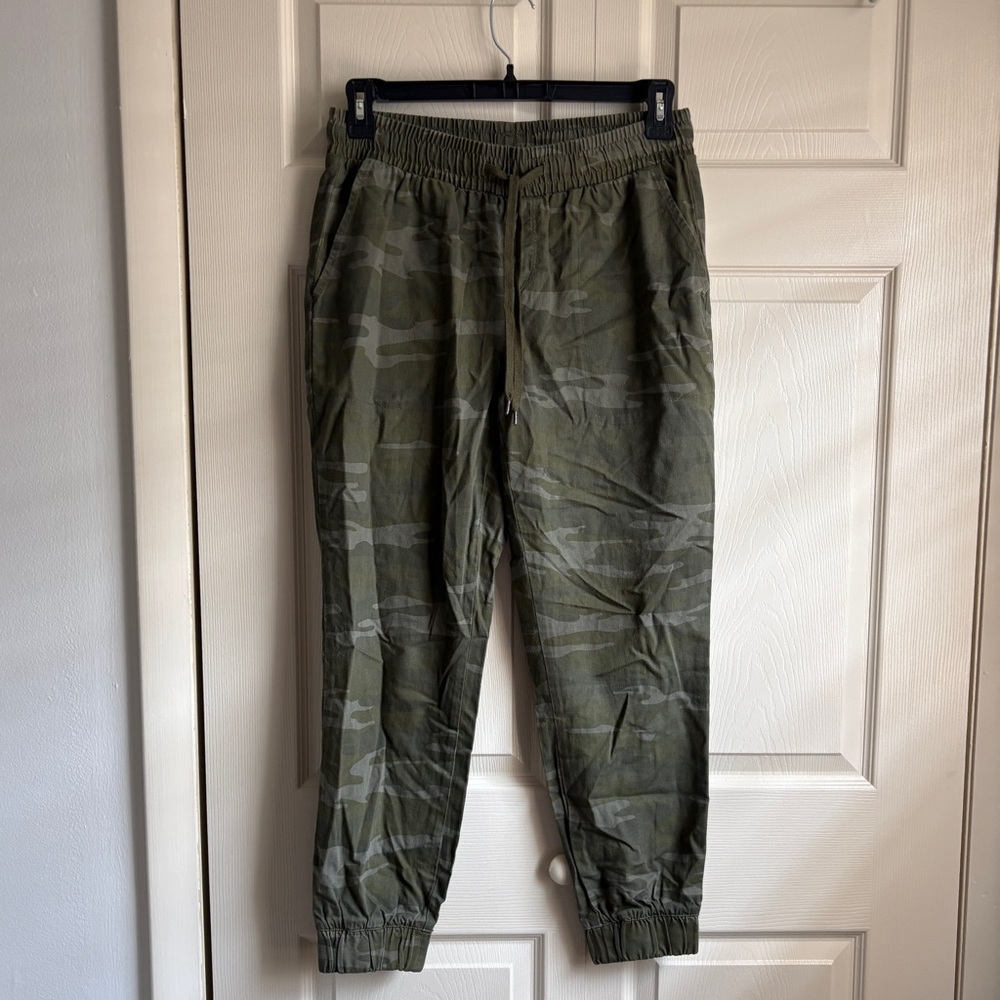 Style & Co. Women’s Green Cargo Pants